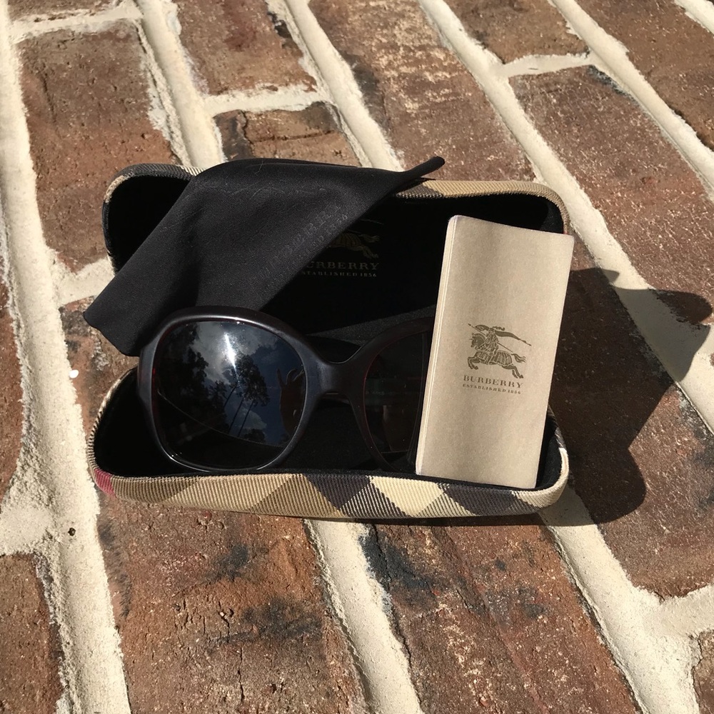 Burberry sunglasses